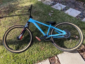 Polygon Tried J5 Limited Edition Dirt Jumper - Picture 1 of 6