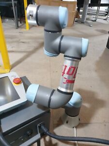 UR3 Cobot With Controller and arm