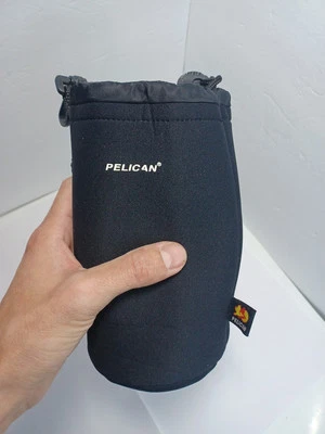 Pelican - Bolsa de lentes macias de neoprene preta - 8" x 3,5" - Imagem 1 de 4