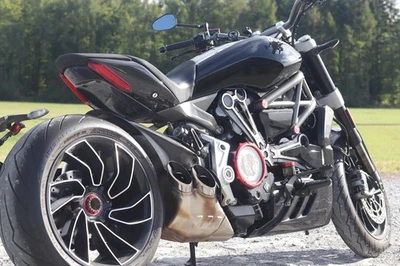 Ducati X Diavel S Carbon-Anbauteile 185PS - Bild 1 von 4