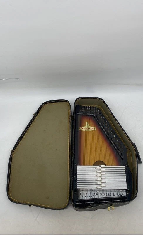 Chromaharp Sunburst Finish Musical Instrument Folk Strings Compact Autoharp - Image 1 of 4