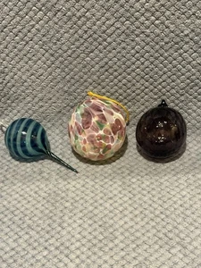 vintage hand blown glass christmas ornaments - Picture 1 of 12