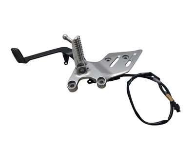 Repose-Pied avant Droite Avec Pédale Frein Yamaha MT 09 2021 2022 B7N274430000 - Photo 1/4