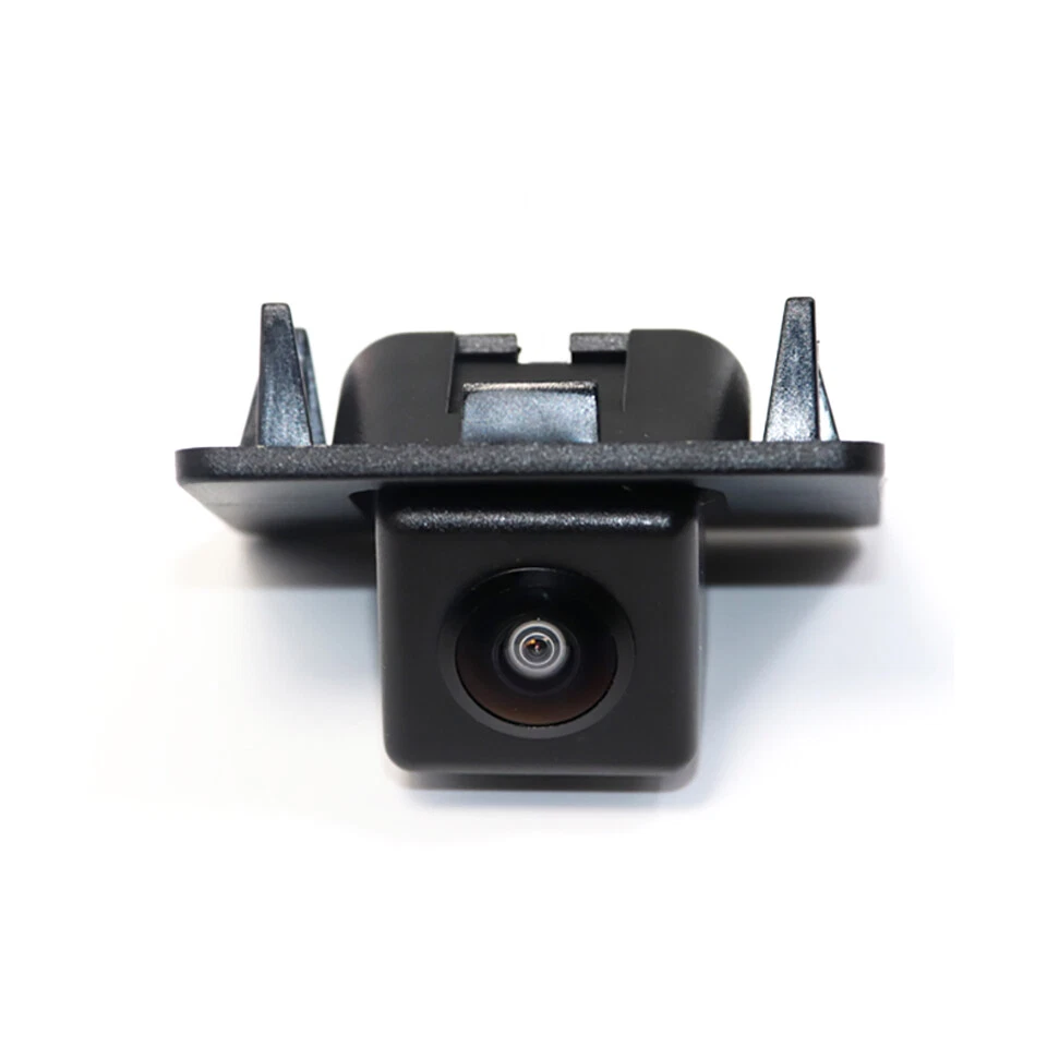 Cámara de reversa de visión trasera de auto para MAZDA 3 Axela BM 2014-2018 1280*720P AHD Foto 1 de 4