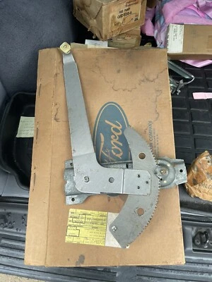 НОВЫЙ ИЗ СТАРЫХ ЗАПАСОВ 1984-1991 FORD F СЕРИИ BRONCO RH СТЕКЛОПОДЪЕМНИК В СБОРЕ - Изображение 1 из 3