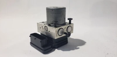 ABS Brake Pump Assembly OEM Hyundai Accent 2017 83K PN 58920-1R460 - Image 1 of 4