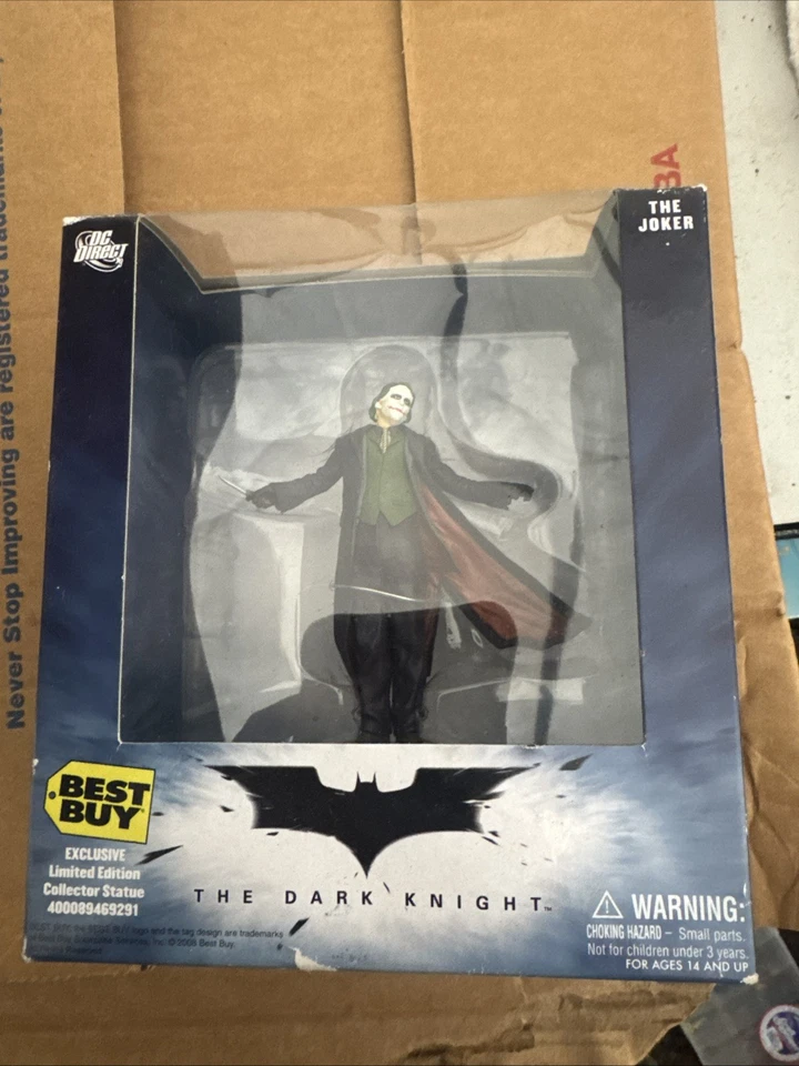 ESTATUA EXCLUSIVA DE JOKER BEST BUY DEL CABALLERO OSCURO DE 4"" SELLADA EN CAJA (2008) Trl8#1 Foto 1 de 4