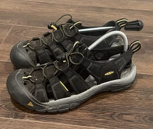Keen Newport H2 Waterproof Fisherman Sandals Mens 10.5 Black Hiking Camping - Picture 1 of 9