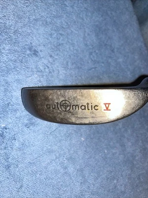 AUTOMATIC V CUSTOM PUTTER Right Handed Heel Shafted NAPA 8802 Style - Image 1 of 4