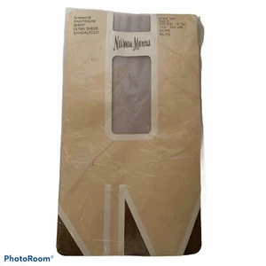 Vintage Neiman Marcus Shimmer Pantyhose Shiny Ultra Sheer Silver Size C NEW - Picture 1 of 6