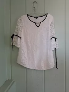 Blusa para mujer Onyx Aparel #181 nueva con etiquetas talla M forrada detalle de cuentas blanca manga 3/4 - Imagen 1 de 7