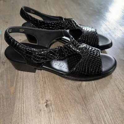 SAS Suntimer Black Croc Sandals Size 8 Tripad Comfort Shoe Open Toe Easy On NEW - Image 1 of 4