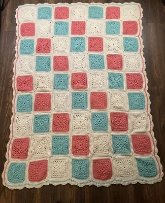 Manta colcha de colección afgana de ganchillo hecha a mano abuela cuadrados casa de campo 50x66 Foto 1 de 4