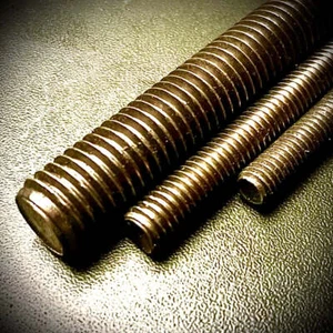 BSW 3/16 ¼ 5/16 3/8 7/17 ½ 5/8 ¾ 7/8 1 x Cut 4.8 Threaded Bar Stud Self Colour - Picture 1 of 10