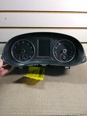 Volkswagen Passat 2015 2016 2017 2018 2019 velocímetro 561920970F 29 k Foto 1 de 4