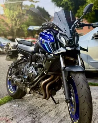 Yamaha MT07 Touring Parabrisas Deflector Pantalla 2021 - 2024 Foto 1 de 4