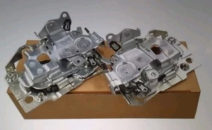 1 Pr Left And Right Side Front Door Latch Lock* Chevy Silver/GMC*1988-1998*NOB - Foto 1 di 3