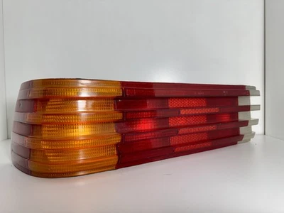 Luz trasera izquierda asm 1971-1980 mercedes-benz w116 450 se sel conductor izquierdo  Foto 1 de 4