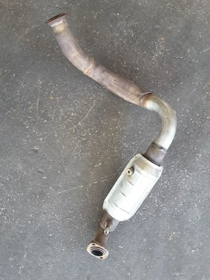 Driver Exhaust Manifold 8 Cylinder 2UZFE Engine Fits 05-09 LEXUS GX470 295159 - Image 1 of 4