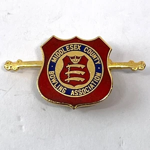 Middlesex County Bowling Association Crest Enamel Pin Badge Bowls Lawn Sports - Picture 1 of 2