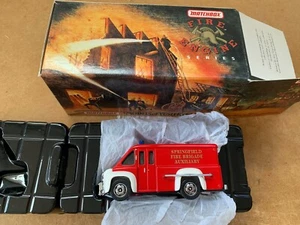 MATCHBOX MODELS OF YESTERYEAR DODGE ROUTE VAN FIRE FIGHTER 1948 1/43 EN BOITE M3 - Imagen 1 de 7