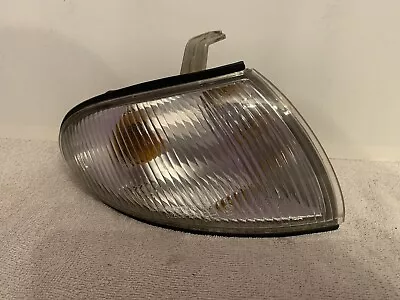 1997 Hyundai Accent Front Drivers Side Indicator Lense Unit (RH) - Image 1 of 4