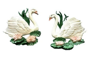 Almohadilla de pared compuesta de cisnes y lirios 3D grande de mediados de siglo placas MC - Imagen 1 de 5