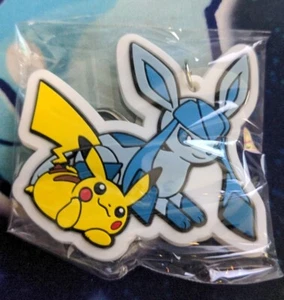 Glaceon And Pikachu Keychain Pokemon Holiday Calendar 2023 Sealed - Picture 1 of 2