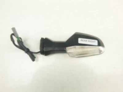 09 10 Intermitente trasero derecho Kawasaki ER-6n ER6N ER650 Foto 1 de 4