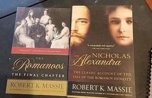 LOT 2 Taschenbücher VON ROBERT K. MASSIE Die Romanows & Nikolaus und Alexandra - Bild 1 von 2