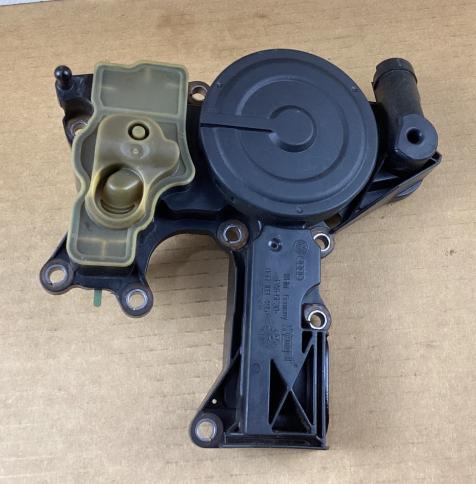 Audi A5 Quattro 2010-2017 2,0 L separador de aceite de motor válvula PCV 06H103495AE fabricante original Foto 1 de 4