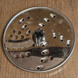 Disco triturador de rebanadas medianas de repuesto para procesador de alimentos KitchenAid KFP0718 - Imagen 1 de 2