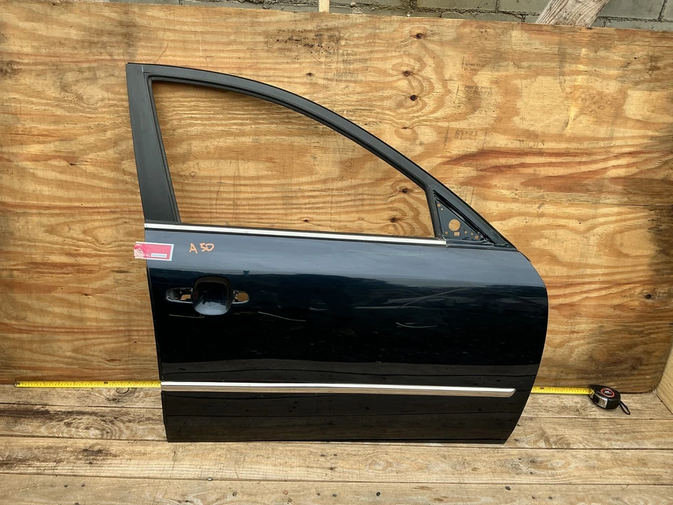 2006 - 2010 Hyundai Sonata Front Right Passenger Side Door Shell Panel OEM - Image 1 of 4