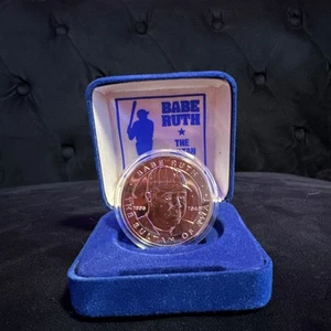 1995 Liberia Dollar Babe Ruth Gold Plated Coin $1 Proof Like Commemorative - Picture 1 of 6