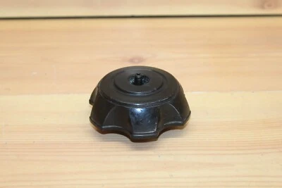 Honda XR200R XR200 R 1988-2002 OEM gasolina combustible gasolina tapa tanque 17620-KT1-780 Foto 1 de 4