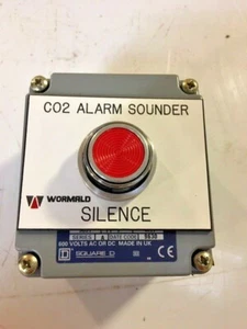 Interruptor de parada de alarma cuadrado Wormald serie A 600 V CA o CC - Imagen 1 de 4