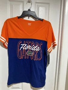 Ladies Florida Gator V-Neck Shirt Large - NEW W Tags - Picture 1 of 3