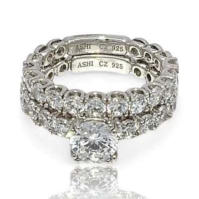 Juego de anillos de boda de vacaciones de circonita cúbica de plata esterlina Ashi talla 7 (8VC 1265) Foto 1 de 4