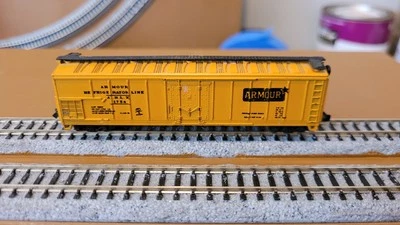 N Scale 50ft Armour Reefer #1754, Aurora Postage Stamp #4867 - Image 1 of 4