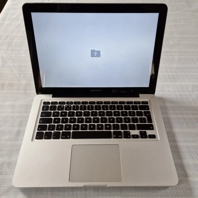 Macbook Pro A1278 EMC-2326 mid 2009 , Core Duo, 13.3", NO HDD, 4GB RAM (214) - Image 1 of 4