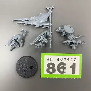 SKAVEN CLANRAT #2 STANDARD BEARER 1 SKAVENTIDE AGE OF SIGMAR - Picture 1 of 1