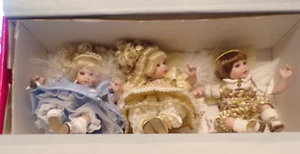 LOOK ANGEL BABY  TINY TOT TRIO MARIE OSMOND DOLL #  507 COA HAS NECKLACE DISPLAY - Picture 1 of 15