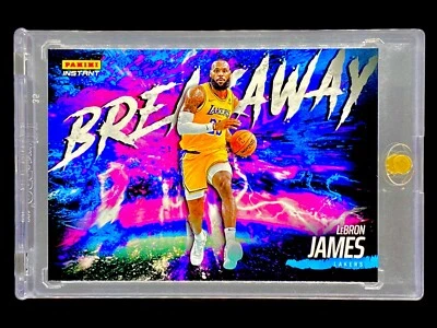 LEBRON JAMES RARO COLOR BLAST SP INSERTO /4085 de Panini Purple Blue - LAKERS Foto 1 de 4