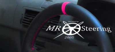 CUBIERTA DEL VOLANTE DE CUERO NEGRO PARA VW NUEVO ESCARABAJO 1997-2010 + CORREA ROSA INTENSO Foto 1 de 4