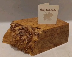 Scatola portagioie Maple Leaf Studio Oregon Maple Burl - Foto 1 di 18