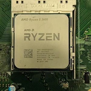AMD Ryzen 5 3600 3,6 GHz Socket AM4 Hexa-Core Processore (100-100000031BOX) - Foto 1 di 3