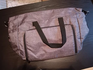 Thirty-One 31 Essentials Trasporta tutto interno foderato in PVC - Tasca esterna termica  - Foto 1 di 6