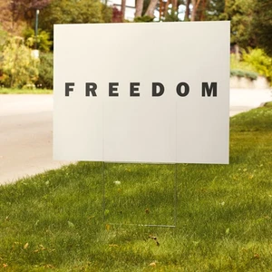 FREEDOM Yard Schild - doppelseitig UV beschichtet wetterfest mit Aluminium Ständer - Bild 1 von 1