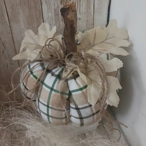 Herbst Kürbis/ Bauernhaus Land/ Lg Karo Stoff/ Etagen Tablett Füller/ Tischlape  - Bild 1 von 5