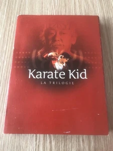KARATÉ KID LA TRILOGIE 1 + 2 + 3 DVD FRANÇAIS ARTS MARTIAUX RALPH MACCHIO RARE - Imagen 1 de 3